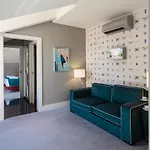 Dear - Gallery House Bed and breakfast Lisboa