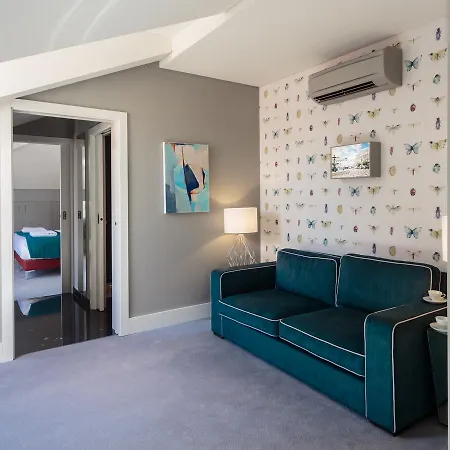 Dear - Gallery House Bed & Breakfast Lisbona