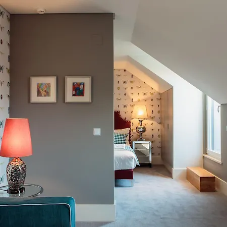 فندق مبيت وإفطار Dear - Gallery House