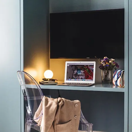 Dear - Gallery House Лісабон