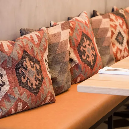 Bed & Breakfast Dear - Gallery House Lisbona