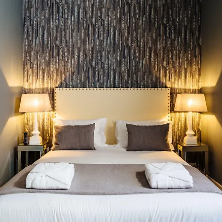 Dear - Gallery House Lisbon