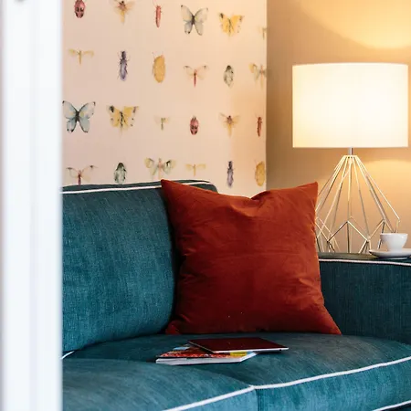 Dear - Gallery House Отель типа 
