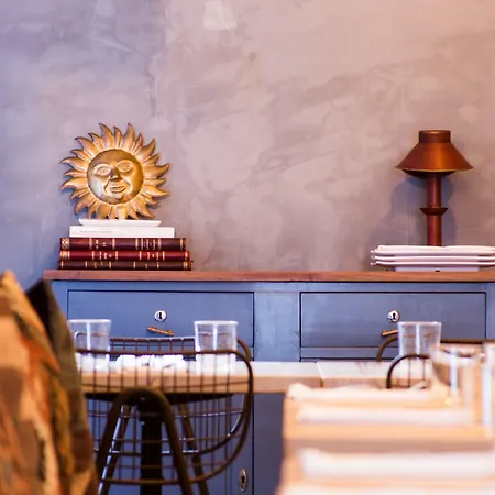 Couette-café Dear - Gallery House 4*