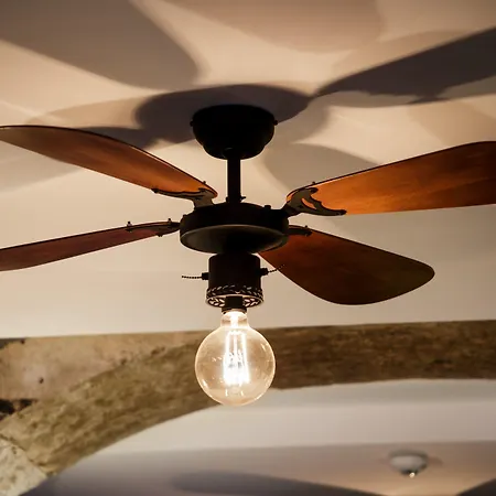 Dear - Gallery House Couette-café