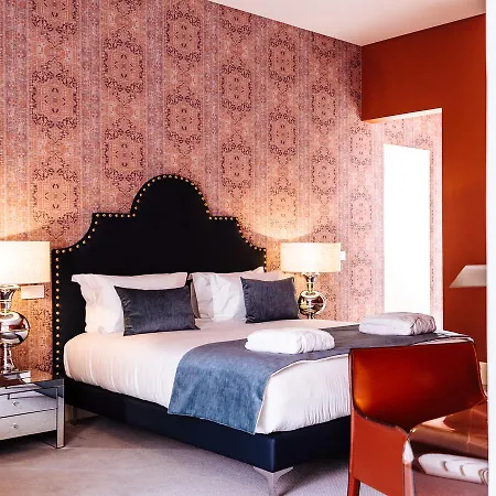 Dear - Gallery House Готель типу 