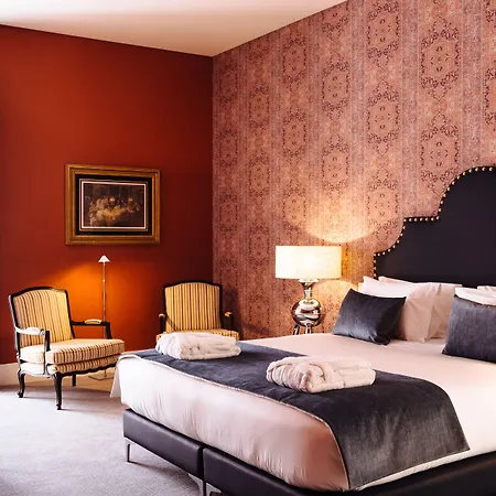 Dear - Gallery House